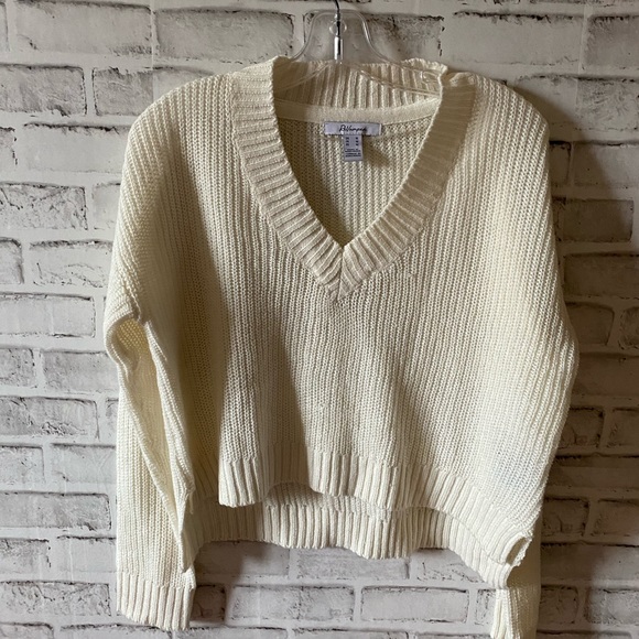 Cream Coloured Urban Behaviour Knit Sweater - Picture 1 of 2
